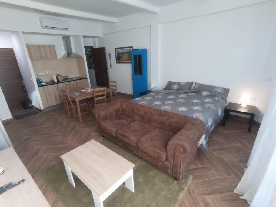 Mini Loft Διαμέρισμα Becerril de la Sierra Εξωτερικό φωτογραφία